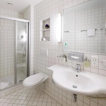 Royal Hotel 4*