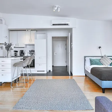 Appartement Panorama Rooftop Terrace I 3 Min To Mariahilferstrasse Wenen