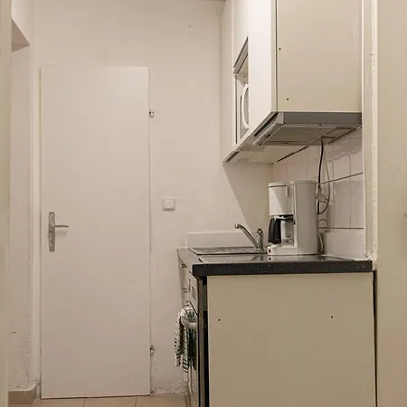 Comfy 2br Wifi, Netflix, Near Center Viena