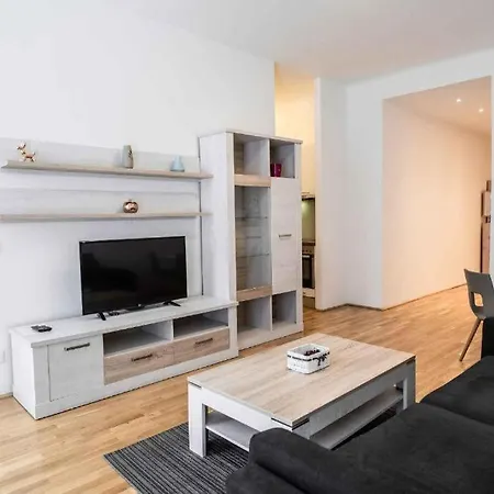 Bulldog - Hg Apartamento