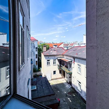 Radiance Viena