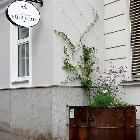 Hotel-pension Fuenfhaus Wiedeń