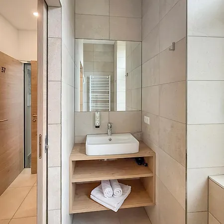Hotel-pension Fuenfhaus 3*