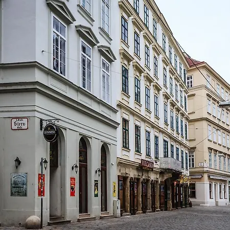 Apartment Judengasse Premium By Ichbucheat