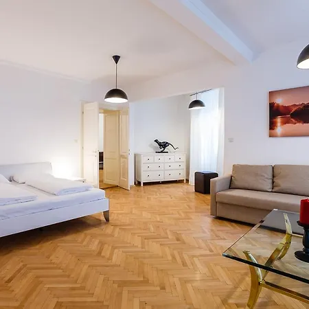 Judengasse Premium By Ichbucheat Apartment