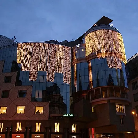 Hotel Do&co