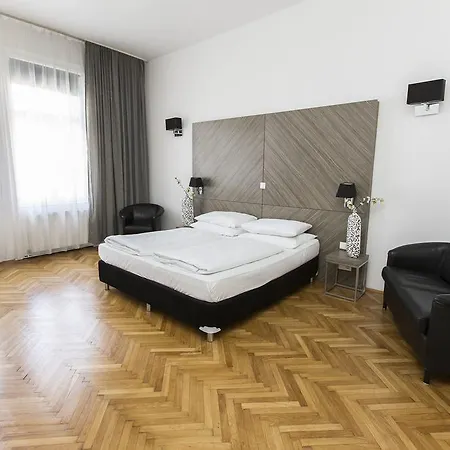 Aparthotel Carlton Opera