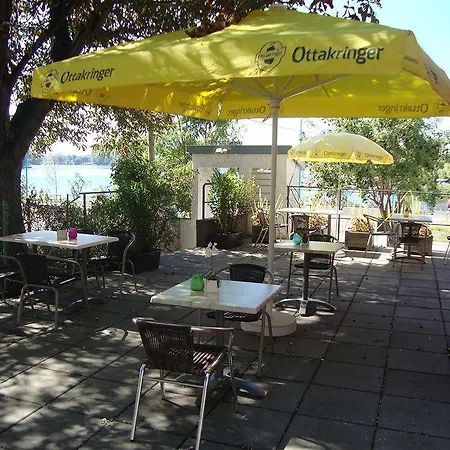 Hotel Lenas Donau 3*