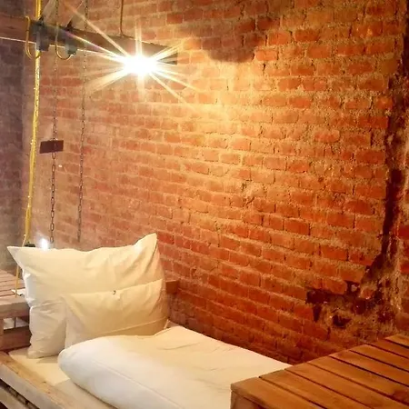 Wiener Gaeste Bed & Breakfast 2*