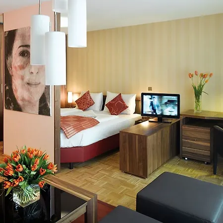 Living An Der Oper 4*