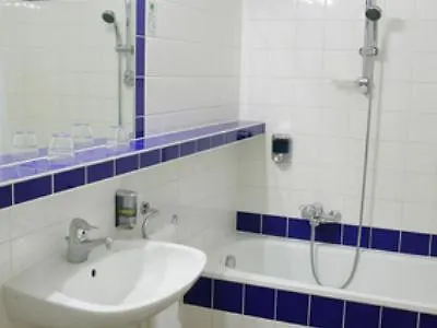 Caratart Bombolo 4* Viena