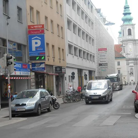 Ayuhuda City Home Vienna