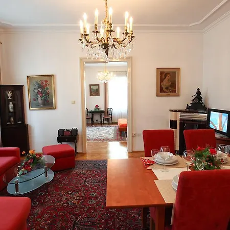 Mozart - Roegergasse Vienna
