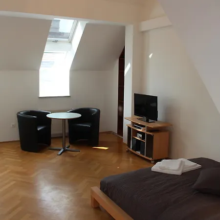 Vienna'S Place City-Apartment Gumpendorferstrasse Vienna