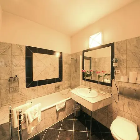 Hotell Carlton Opera