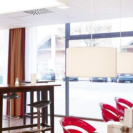 Western Amedia Hotel 4*