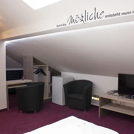 Boutique Columbia 3* Wenen