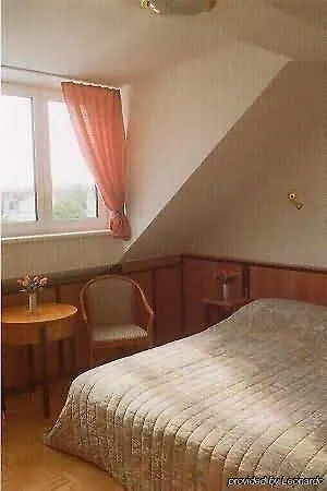 Hotell Carlton Opera 3*