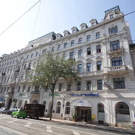 Hotel Brauhof 4*