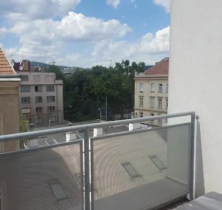 Studio Nattergasse Vienna