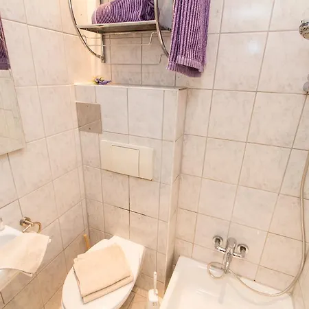 Apartment Apartment Favoritenstrasse Vienna