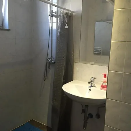 카페 168 B&B 2*