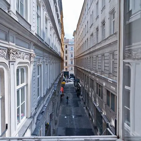 Elegant Vienna