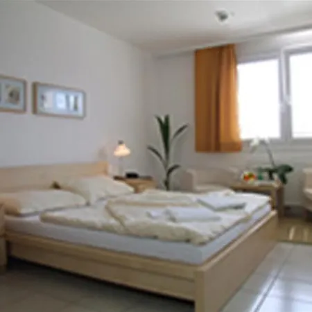 Lenas Donau 3*