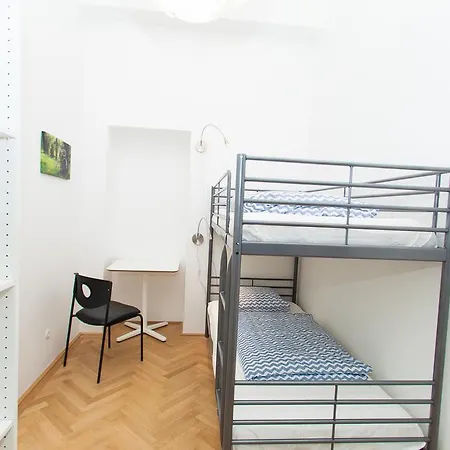 Deluxe Apartment With 3 Rooms - Hegelgasse 17 - *