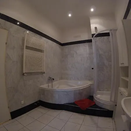 Bella Casa Apartment *