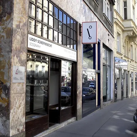 Operastreet Center 