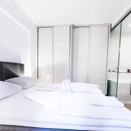 Grand Apartment Vienna
