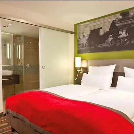Leonardo Westbahnhof 4* Βιέννη