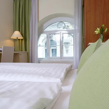 Wandl Hotel 4*