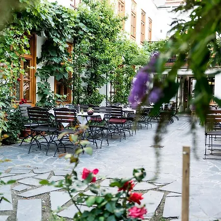 Schreiners Essen Und Wohnen Hotel 3*