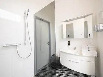 B&B Pharmador