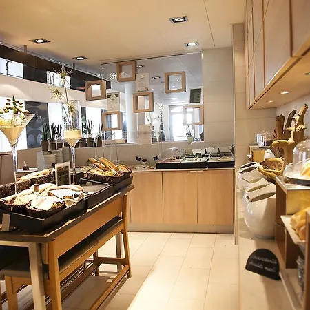 Novotel 4*
