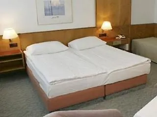Hotel Ekazent Schoenbrunn