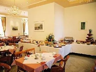Hotel Garten- Und Kunsthotel Gabriel 3*