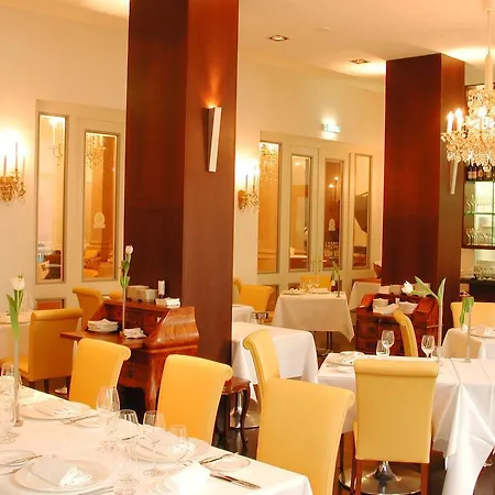 Ambassador Hotel 5*