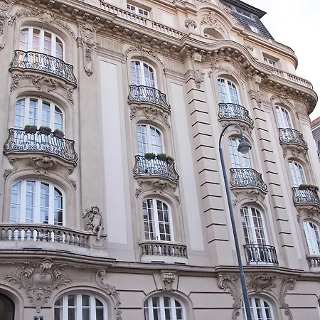 Hotel Museum