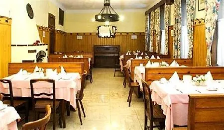Mate Dependance Hotel Vienna