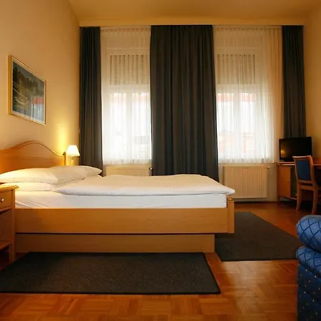 Riede 3* Vienna