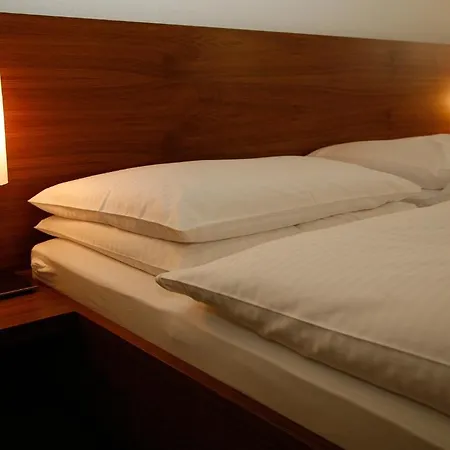 Riede 3* Vienna