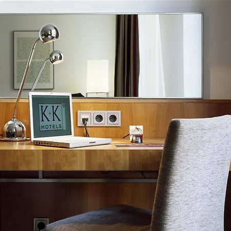 Hotel K+k Maria Theresia