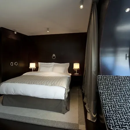 Topazz & Lamee 5* Vienna