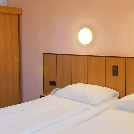 Hotel Garten- Und Kunsthotel Gabriel