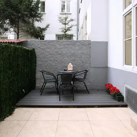 Апартаменты Steiner Residences Augarten