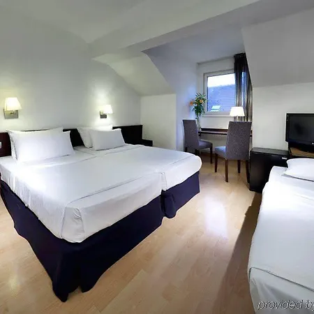 Hotel Mate Dependance 3*
