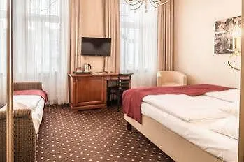Fuerst Metternich Ξενοδοχείο 3*